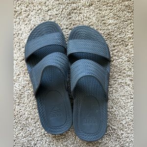 Reef Black Sandals - Water Vista Slides